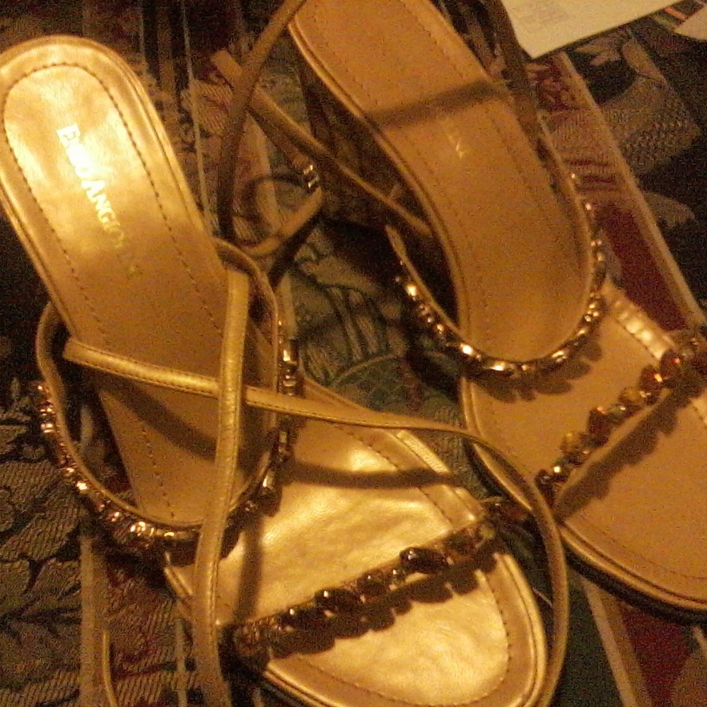 Enzo Angiolini Womens 7 1/2 M Heels with Yellow